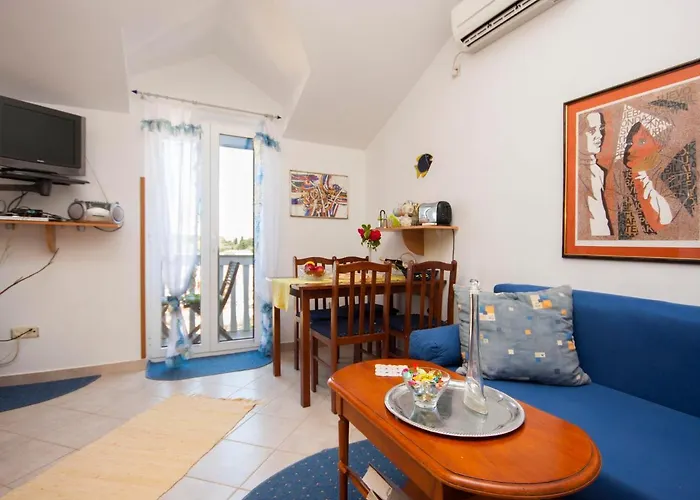 ゲストハウス Grivicic クラパニ島